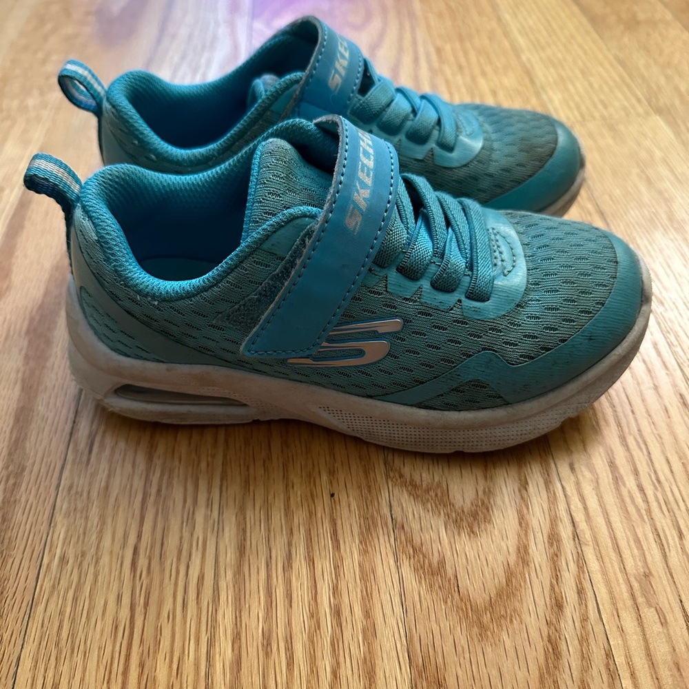 Sketchers sneakers size 12